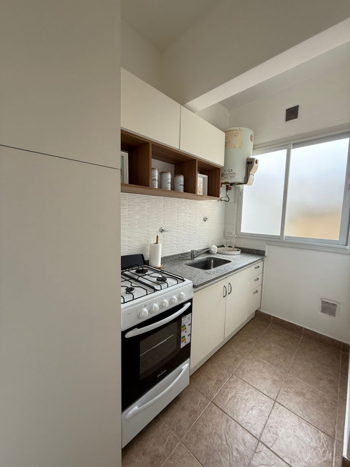 Hermoso departamento 3 ambientes a la calle con balcon terraza