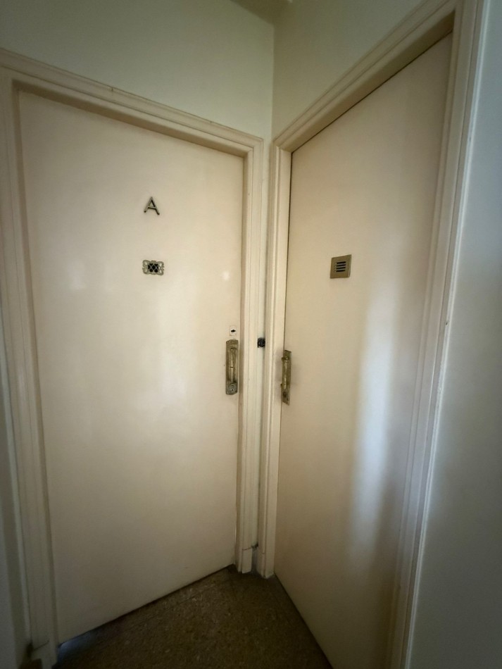 Hermoso departamento 3 ambientes a la calle con balcon terraza