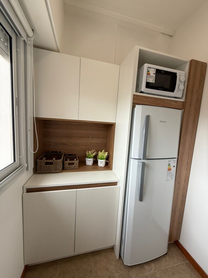Hermoso departamento 3 ambientes a la calle con balcon terraza