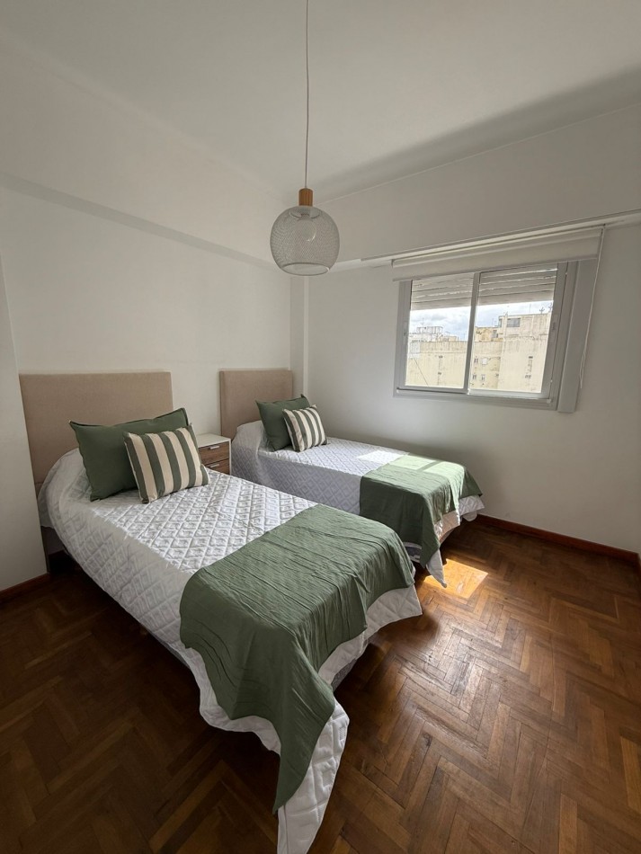 Hermoso departamento 3 ambientes a la calle con balcon terraza